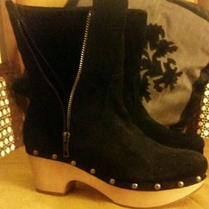 Corso Como suede clog boots